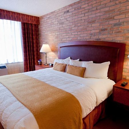 Quality Hotel Downtown-Inn At False Creek Vancouver Phòng bức ảnh