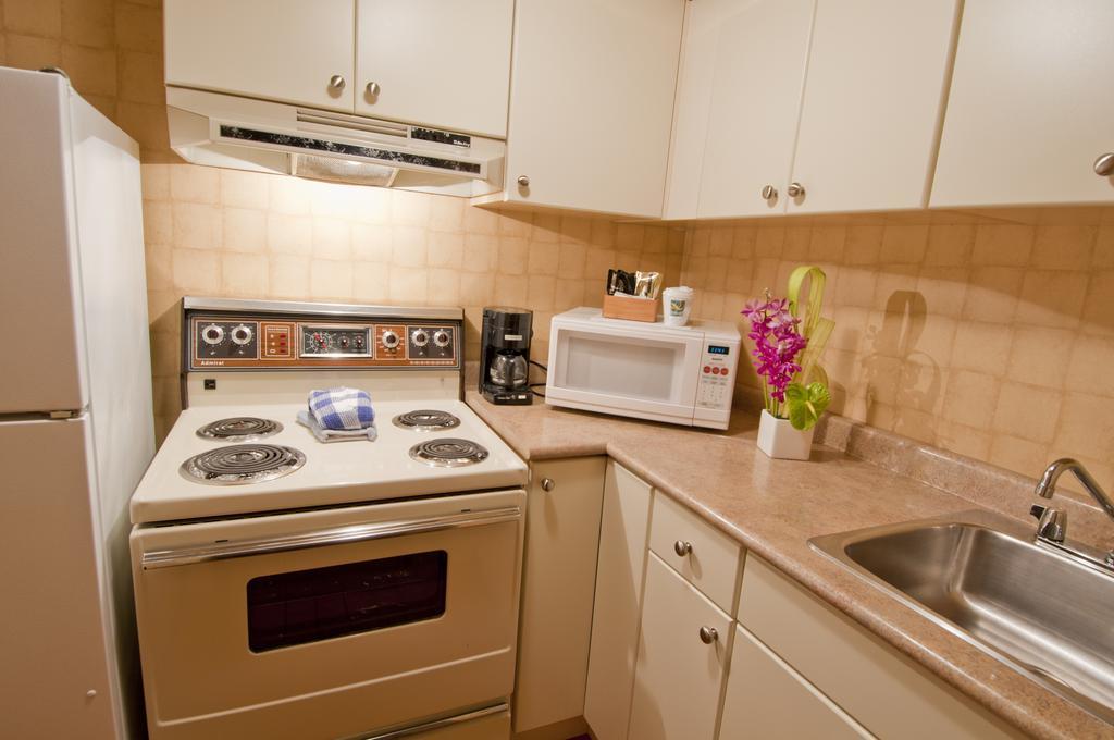 Quality Hotel Downtown-Inn At False Creek Vancouver Phòng bức ảnh