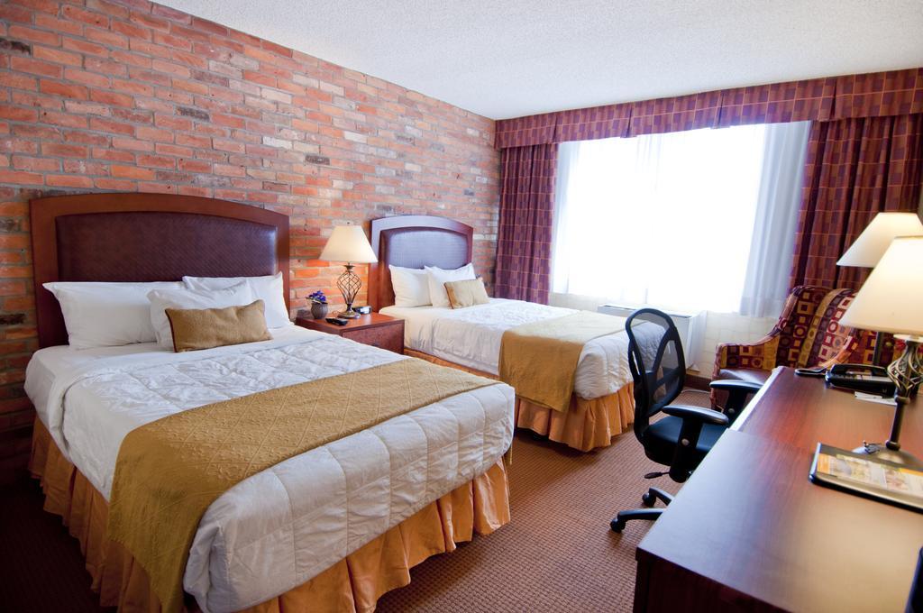 Quality Hotel Downtown-Inn At False Creek Vancouver Ngoại thất bức ảnh